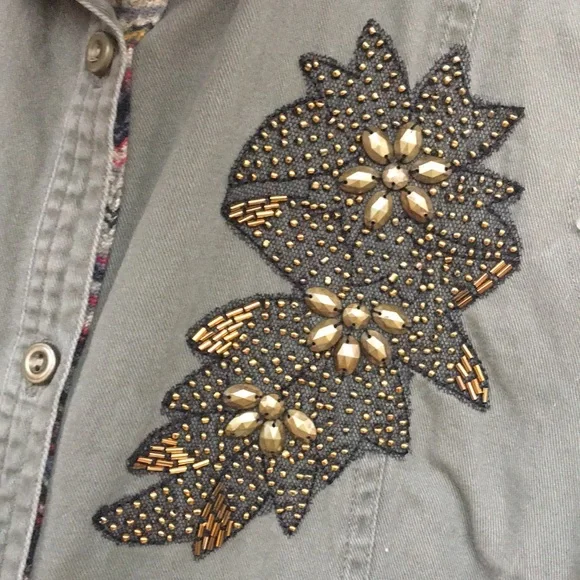 BKE gimmicks beaded lace back utility boho vest - Picture 5 of 10